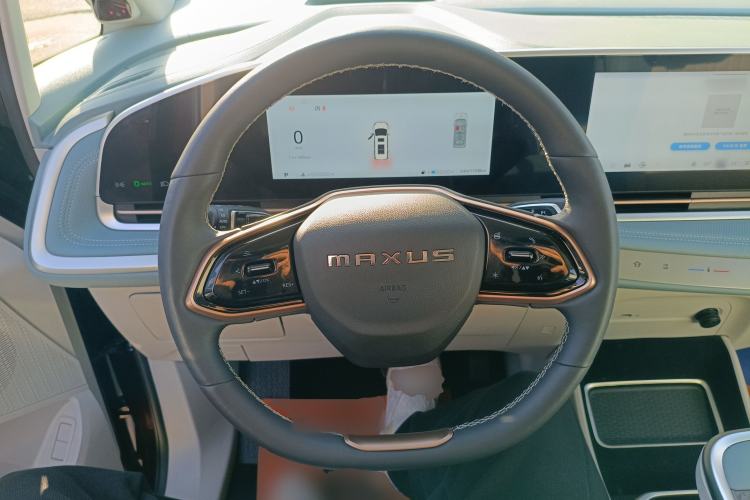 Used SAIC MAXUS G90 2023 2.0T Interstellar Six-Seater Version
