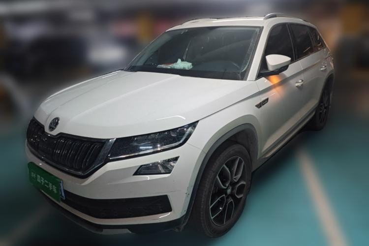 Used Skoda Kodiaq 2019 Facelifted TSI330 7-Seater Two-Wheel-Drive Luxury Enjoyment Edition China VI Standard