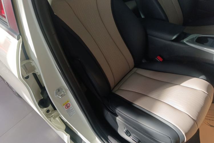 Used BYD Dolphin 2025 Intelligent Driving Version 410 km Fashion Edition
