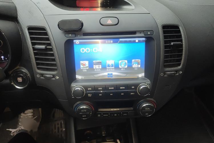 Used Kia K3S 2014 1.6L Automatic DLX Audio And AC Panel