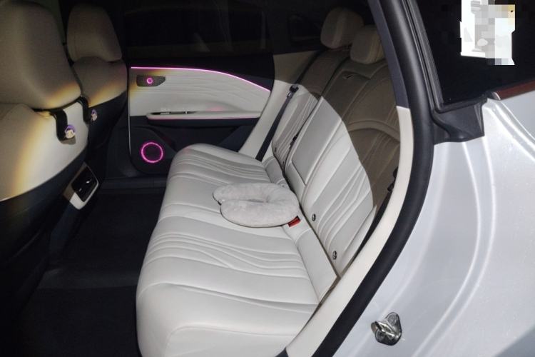 Used Geely Galaxy E8 2024 665 km Range Rear-Drive Starship Long-Range Version