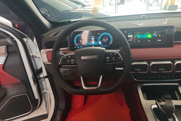 Used JETOUR X70 PLUS 2023 1.5T DCT Ziqiang PRO 5-Seater
