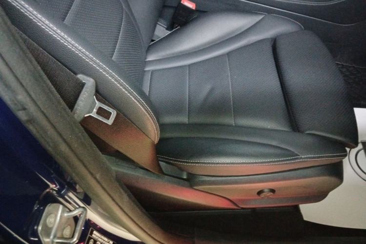 Used Mercedes-Benz GLC Coupe 2017 GLC 200 4MATIC Coupe SUV Right Front Seat