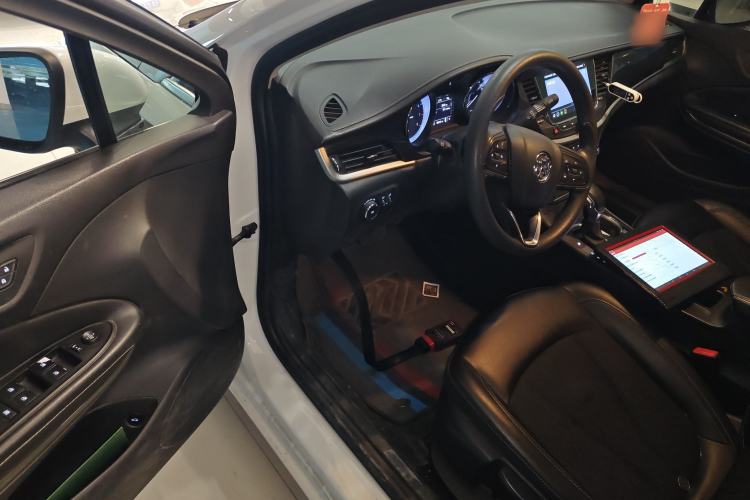 Used Buick Verano 2020 20T CVT Leading Edition Driver Seat