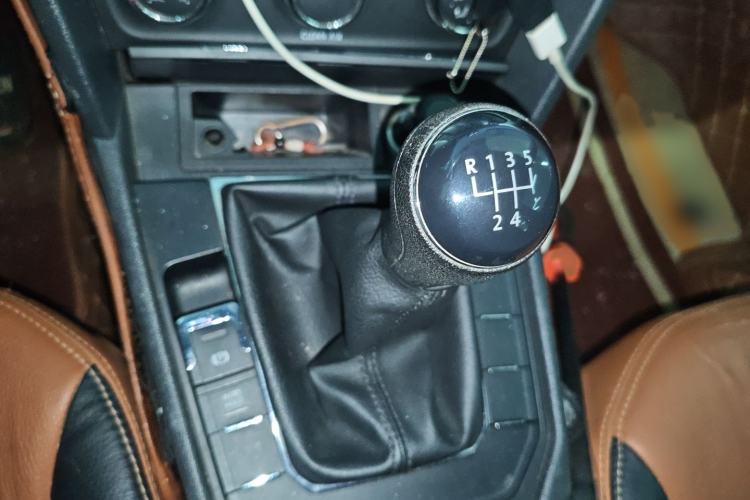 Used Volkswagen Lamando 2015 230TSI Manual Trend Edition