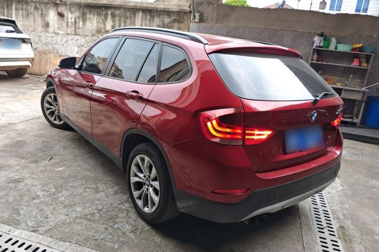 Used BMW X1 2014 sDrive18i Fashion Model Rear Left 45 Deg