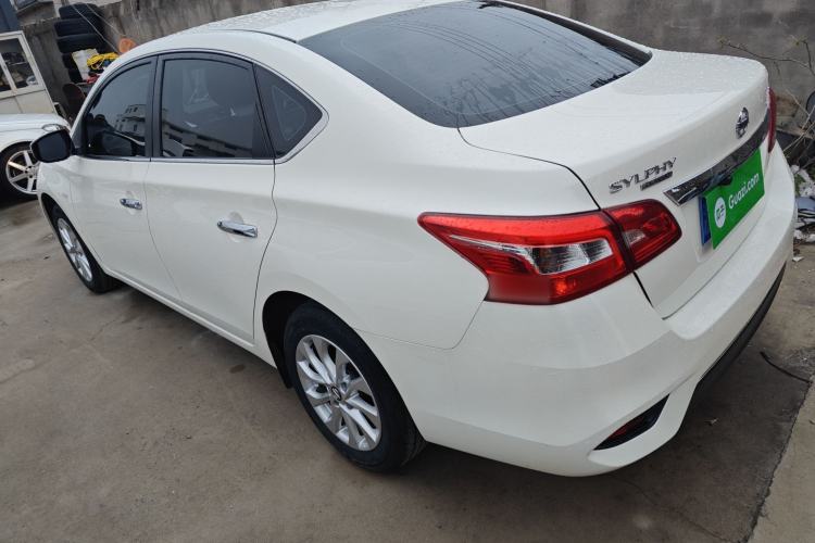 Used Nissan Sylphy 2022 Classic 1.6XE CVT Comfort Edition Exterior 2