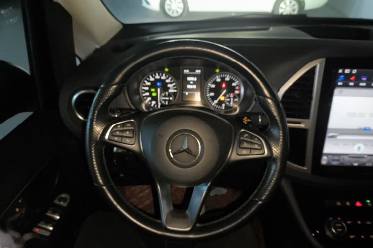 Used Mercedes-Benz Vito 2016 2.0T Business Edition
