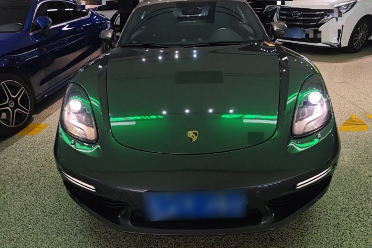 Used Porsche 718 2016 Cayman 2.0T
