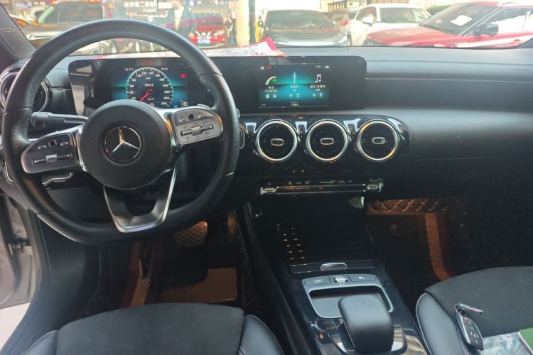 Used Mercedes-Benz A-Class 2019 A 180 L Sport Sedan Center Console