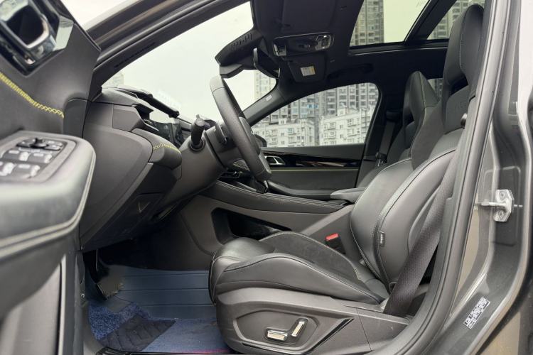 Used Lynk & Co 03 2023 2.0TD DCT JingPro Left Front Seat