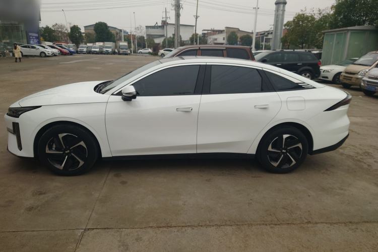 Used Geely Galaxy L6 2023 125km MAX