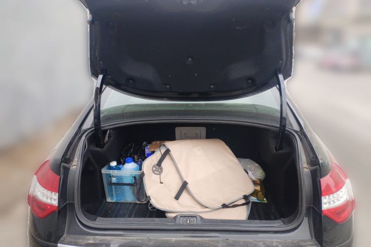 Used Citroen C5 2010 2.3L Automatic Luxury Edition Trunk