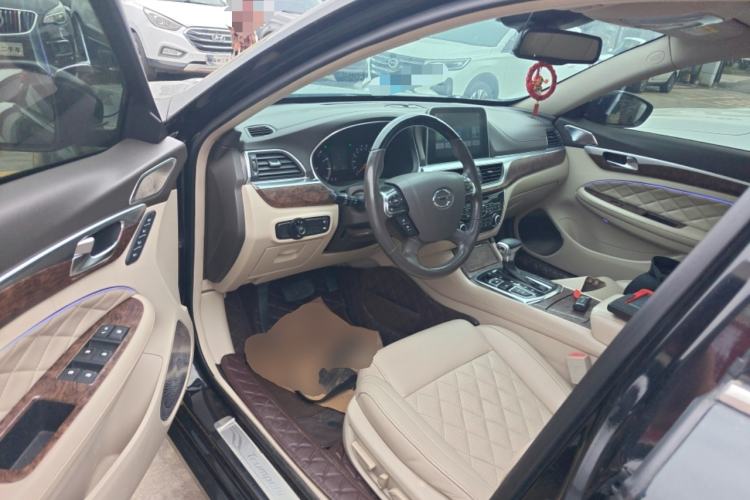 Used GAC Trumpchi GA8 2017 280T Executive Edition
