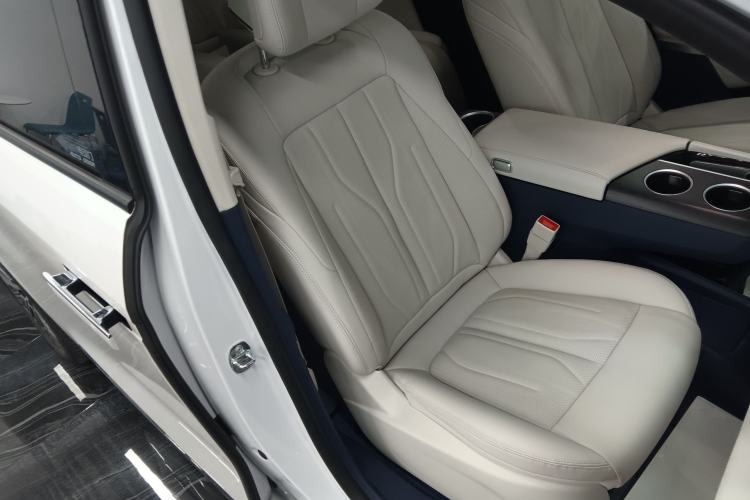 Used Buick GL8 New Energy 2024 Lu Zun Deluxe Edition 7-Seater
