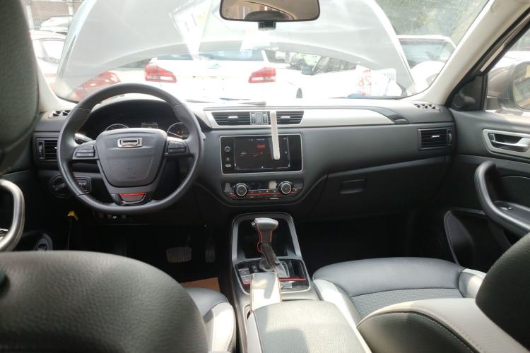 Used Qoros 5 2017 1.6T Automatic Prestige Model