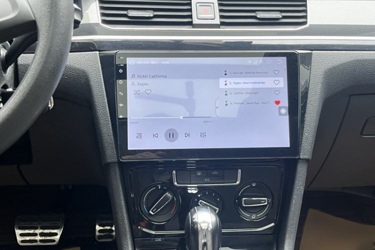 Used Volkswagen C-TREK 2017 1.6L Automatic Comfort Model
