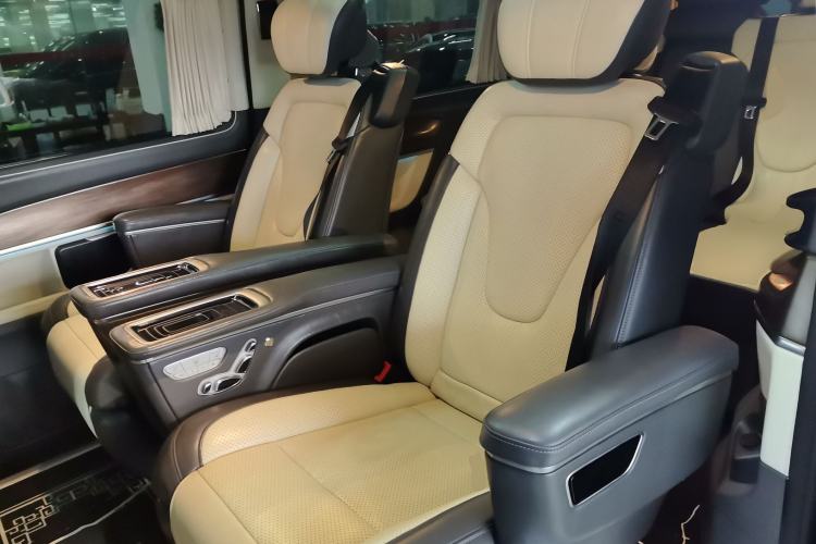 Used Mercedes-Benz V-Class 2021 V 260 L Long-wheelbase Luxury Edition
