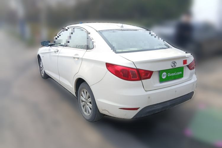 Used BAIC Senova D50 2014 1.5L manual standard version