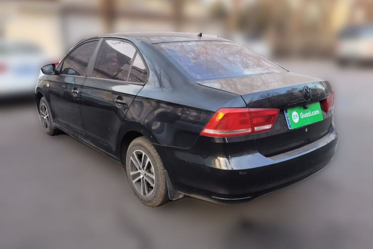 Used Volkswagen Santana 2015 1.6L Automatic Fashion Edition