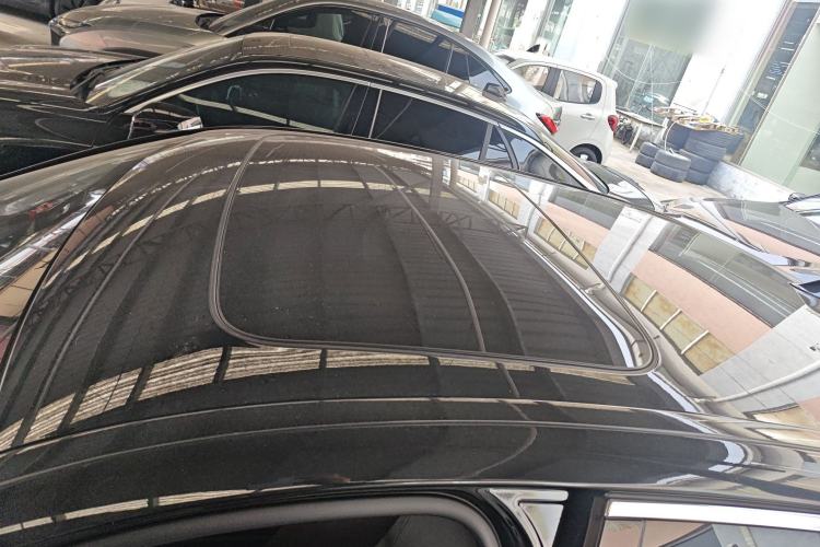 Used BMW 5 Series 2014 525Li Luxury Design Package
