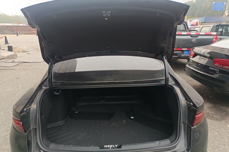 Used Geely Auto Preface 2023 2.0TD Luxury Version
