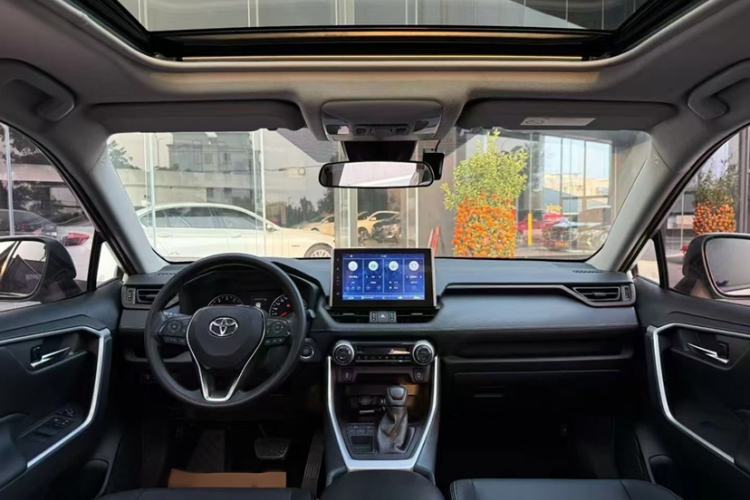 Used Toyota Wildlander 2020 2.0L CVT Two-Wheel Drive Luxury Edition Interior 1