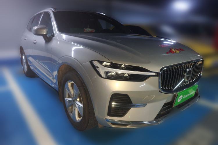Used Volvo XC60 2022 B5 4x4 Zhiyi Luxury Edition
