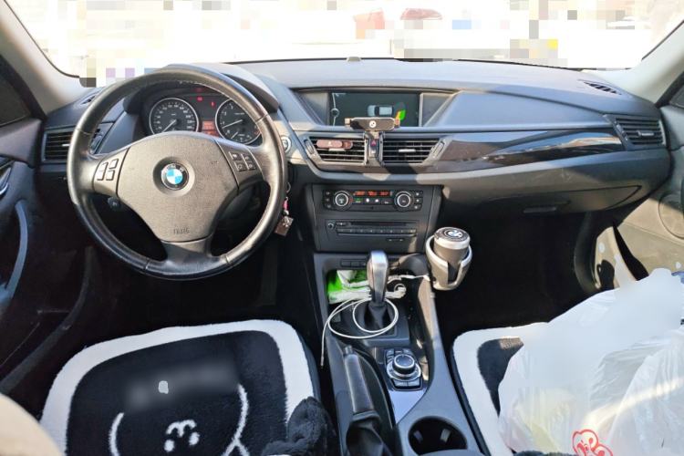 Used BMW X1 2010 xDrive25i
