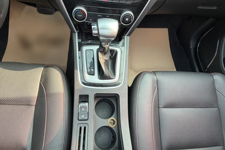 Used Leopaard CS10 2017 2.0T Automatic Luxury Model
