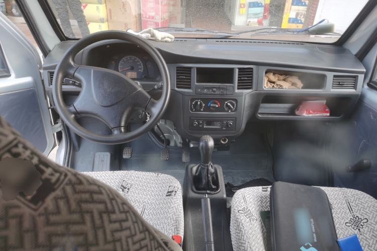 Used Wuling Zhiguang 2020 1.2L Van Utility Model China VI Emission Standard 2 Seats LSI