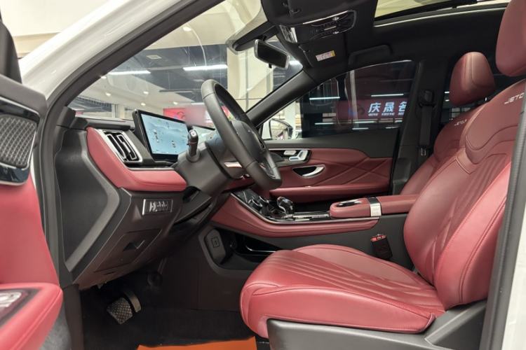 Used JETOUR X70 PLUS 2025 1.5T ZhiZhen Pailong Edition 7-Seater