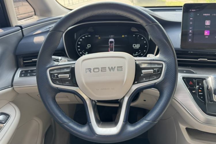 Used Roewe iMAX8 2021 400TGI Supreme Series Prestige Edition
