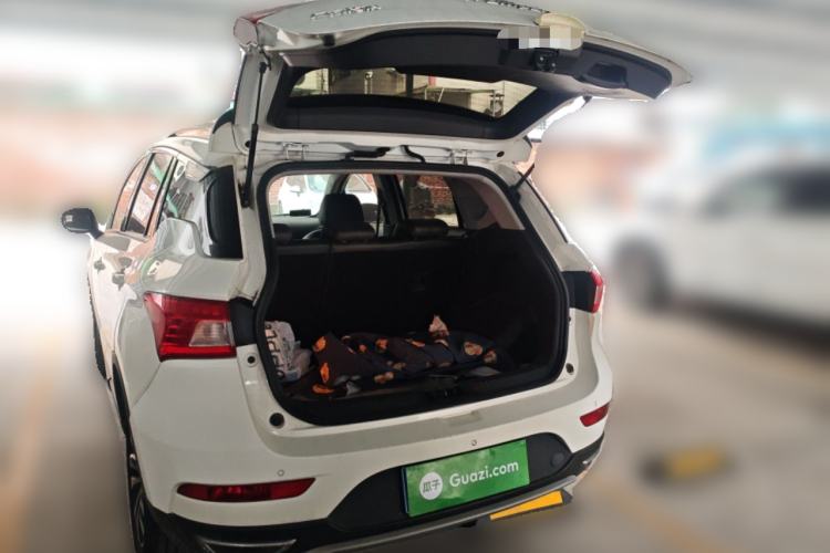 Used GAC Trumpchi GS4 2017 235T Automatic Two-Wheel Drive Luxury Smart Connectivity Version Trunk