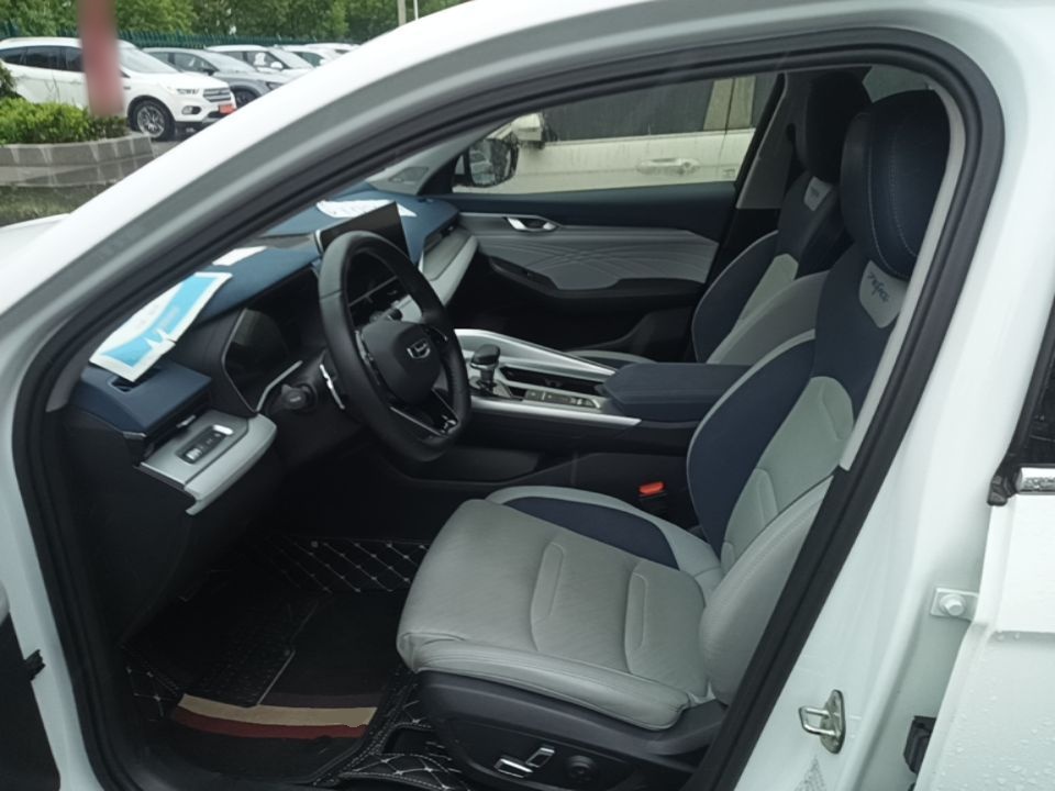 Geely Auto Preface 2023 2.0TD Prestige Version — снимка 17