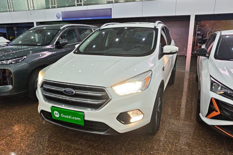 Used Ford Kuga 2019 EcoBoost 180 Two-Wheel-Drive Platinum Edition China VI Standard
