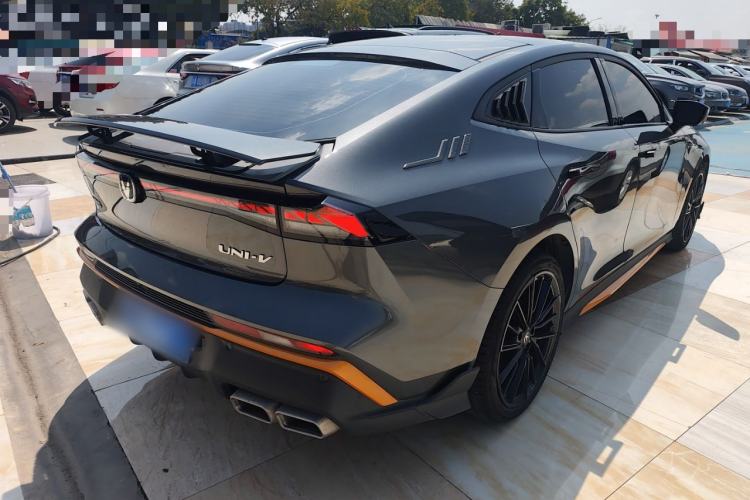 Used CHANGAN UNI-V 2024 1.5T Prestige Sport Edition
