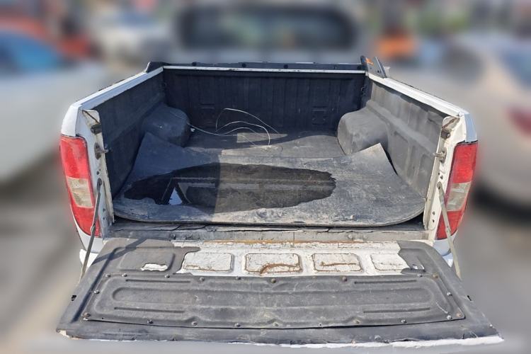 Used JMC Yuhu 7 2016 2.4L Two-Wheel Drive Luxury Version 4G69