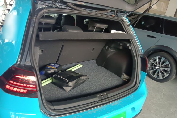 Used Volkswagen Golf 2020 Charming Edition 280TSI DSG R-Line
