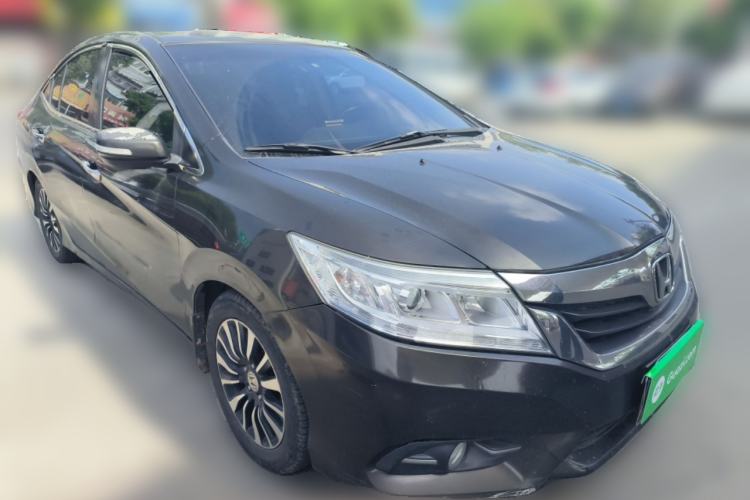 Used Honda Crider 2013 1.8L automatic luxury edition Front Right 45 Deg