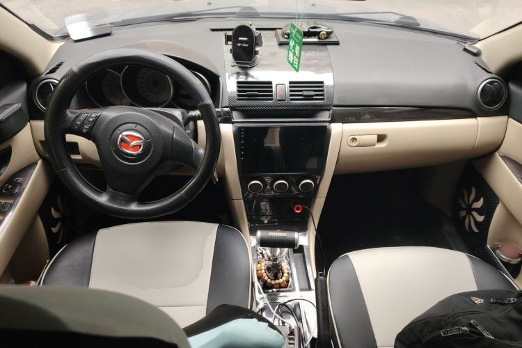 Used Mazda 3 2010 1.6L Manual Classic Stylish Version
