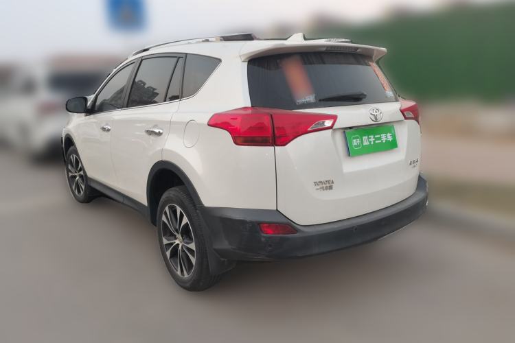 Used Toyota RAV4 2015 2.5L Automatic 4x4 Elite Edition
