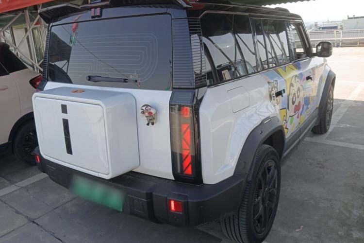 Used iCAR 03 2024 501km Four-wheel Drive Long-Range Advanced Version Rear Right 45 Deg