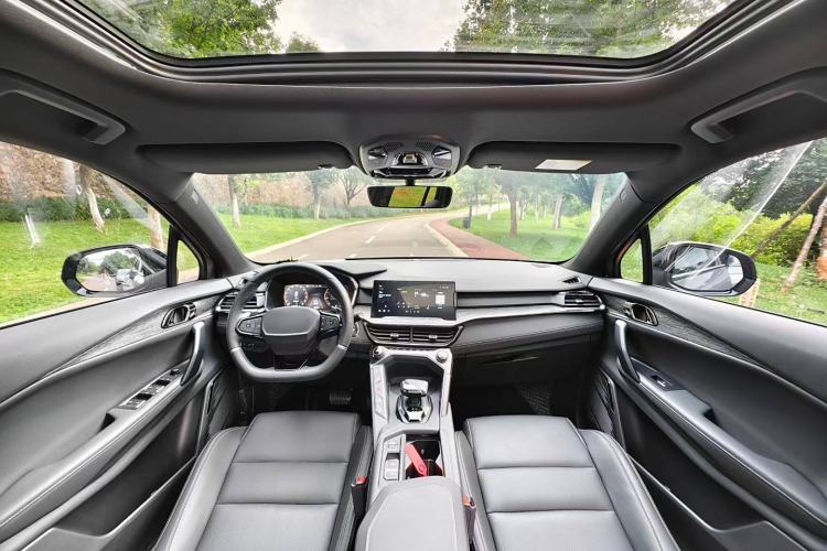 Used Lynk & Co 06 2020 1.5T JinPro model