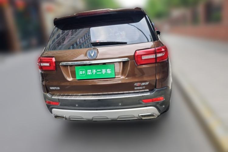 Used CHANGAN CS95 2017 2.0T Two-Wheel Drive Zhitu Edition
