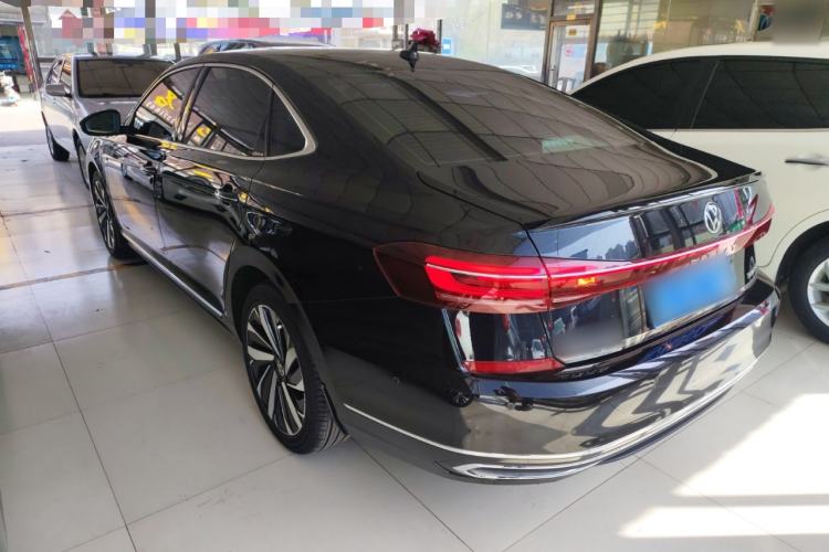 Used Volkswagen Passat 2022 330TSI Starry Luxury Edition
