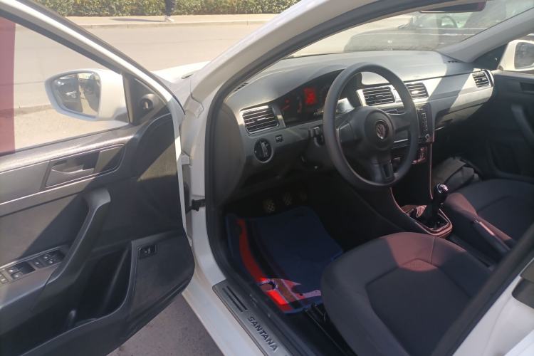 Used Volkswagen Santana 2015 1.4L Manual Fashion Edition