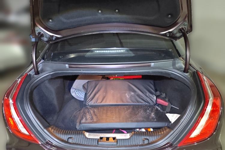 Used Jaguar XJ 2018 XJL 3.0 SC Two-Wheel-Drive Elegant Business Edition
