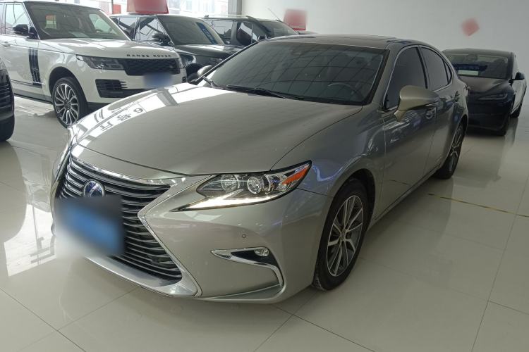 Used Lexus ES 2015 300h Comfort Edition