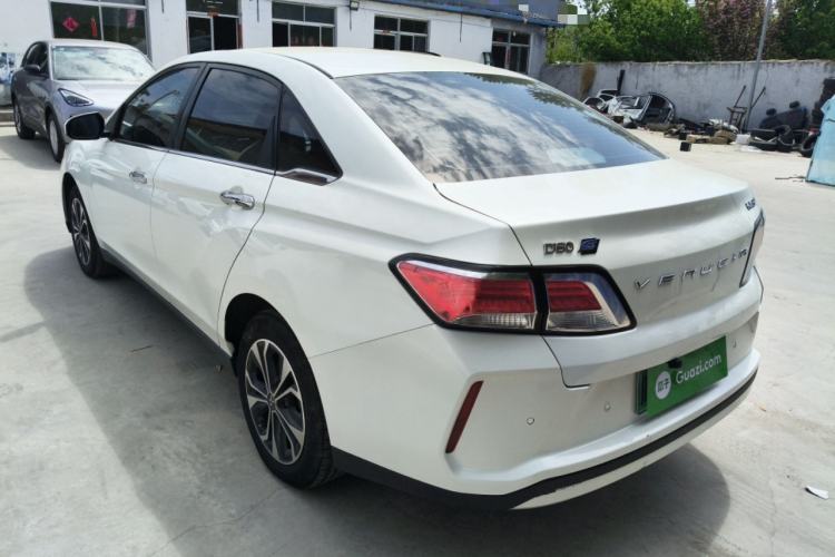 Used Venucia D60EV 2020 Standard Range T3 Exterior 2